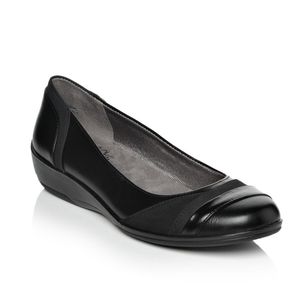 NEW WOMEN'S LIFESTRIDE VELOCITY SHOES SIZE 9